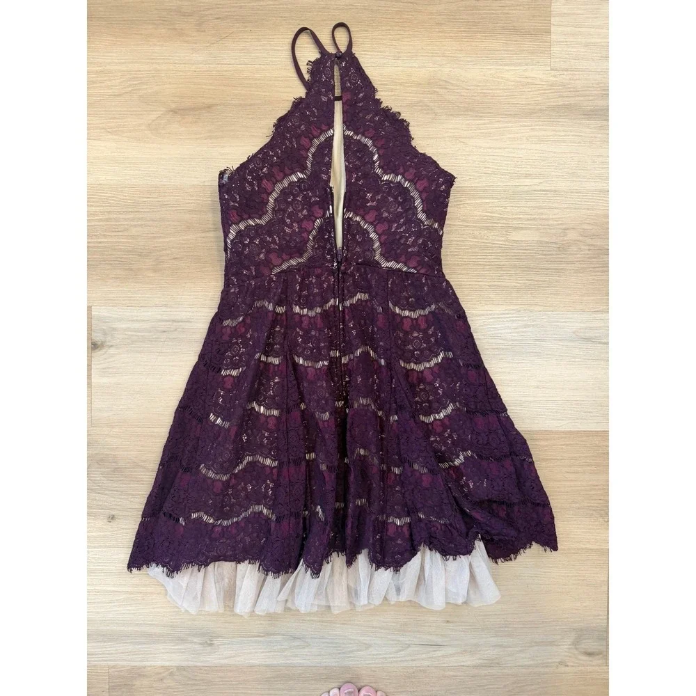 Francesca's Burgundy Lace‎ Overlay Halter Dress Junior Medium Mini Party Dress